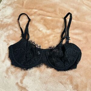 Victoria's Secret Elegant Black Lace Bra